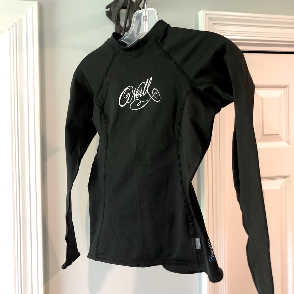 O’Neil thermal rash guard NWOT